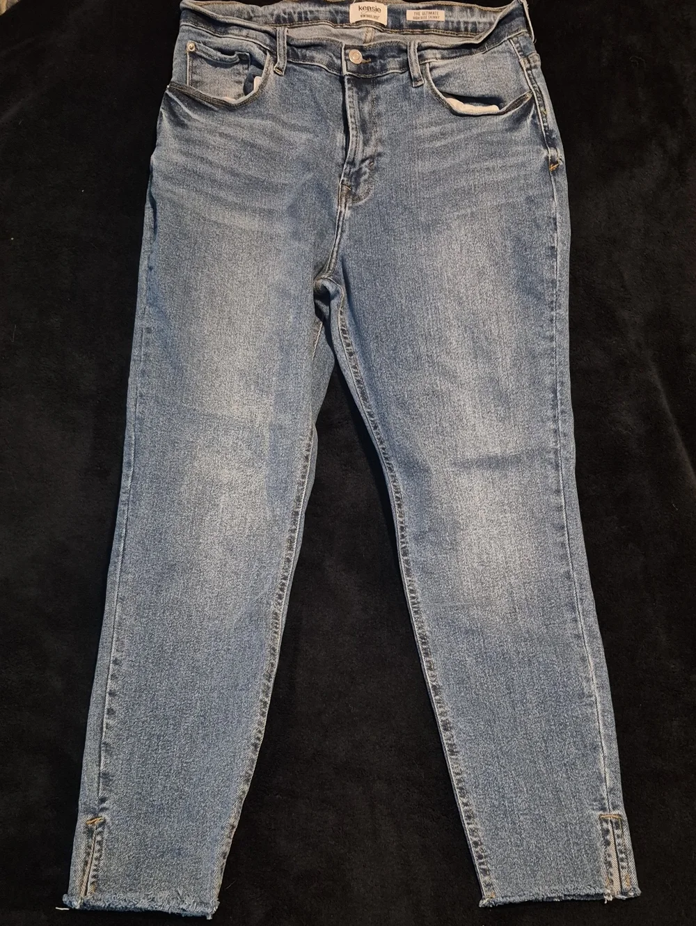 Kensie Light Blue Ankle Crop Slim Jeans
